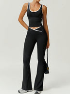 Conjunto de Colete Esportivo Casual + Calça Flare | Look Slim Fit para Yoga | Design com Detalhes Contrastantes | Conjunto Fitness Outono | Terno Casual com Gola Quadrada