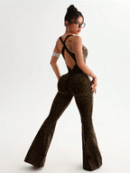 Macacão de Mulher com Estampado de Leopardo - Tecido Macio e Elástico, Decote em V Profundo e Calças em Efeito Flare, Conforto para Todas as Estações, Acolchoamento Removível no Peito, Looks Casuais a Formais