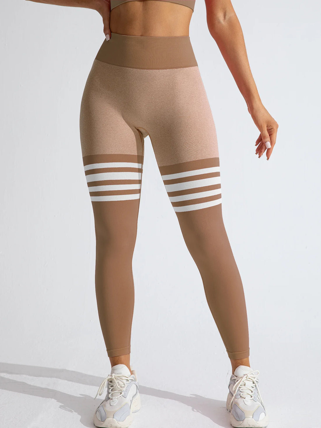 V-Back Seam Lift Leggings