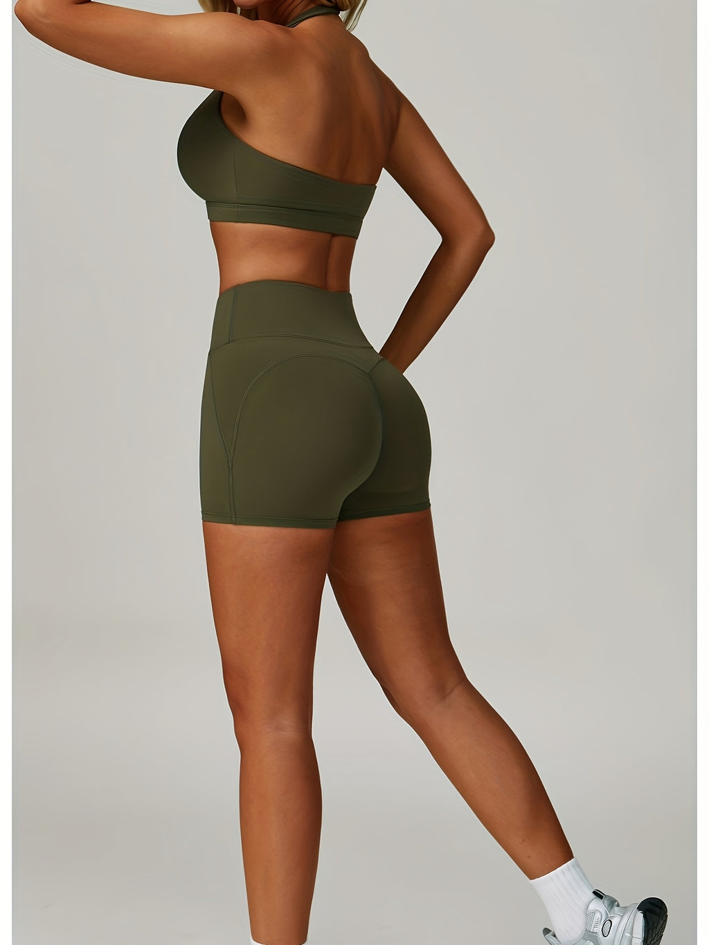 Conjunto de Roupa Esportiva de Yoga com Top Halter e Shorts Justos de Cintura Alta, 2 peças, Roupa de Treino de Fitness para Corrida e Ciclismo de Verão Feminina, Roupa de Ginástica Confortável Nude