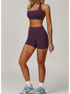 Conjunto de Roupa Esportiva de Yoga com Top Halter e Shorts Justos de Cintura Alta, 2 peças, Roupa de Treino de Fitness para Corrida e Ciclismo de Verão Feminina, Roupa de Ginástica Confortável Nude